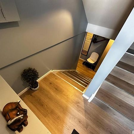 Basement Apartment With Parking Ålesund المظهر الخارجي الصورة