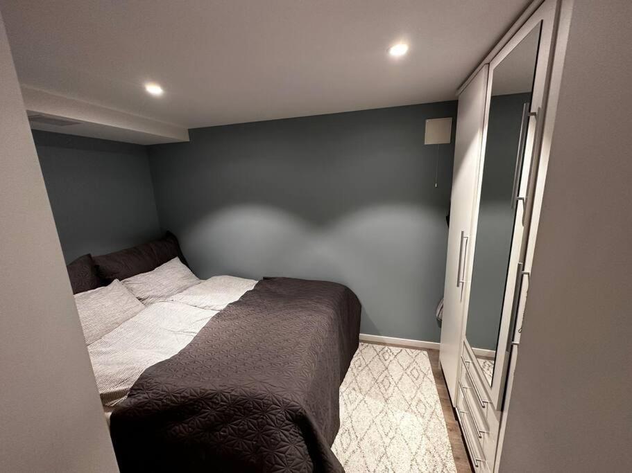 Basement Apartment With Parking Ålesund المظهر الخارجي الصورة